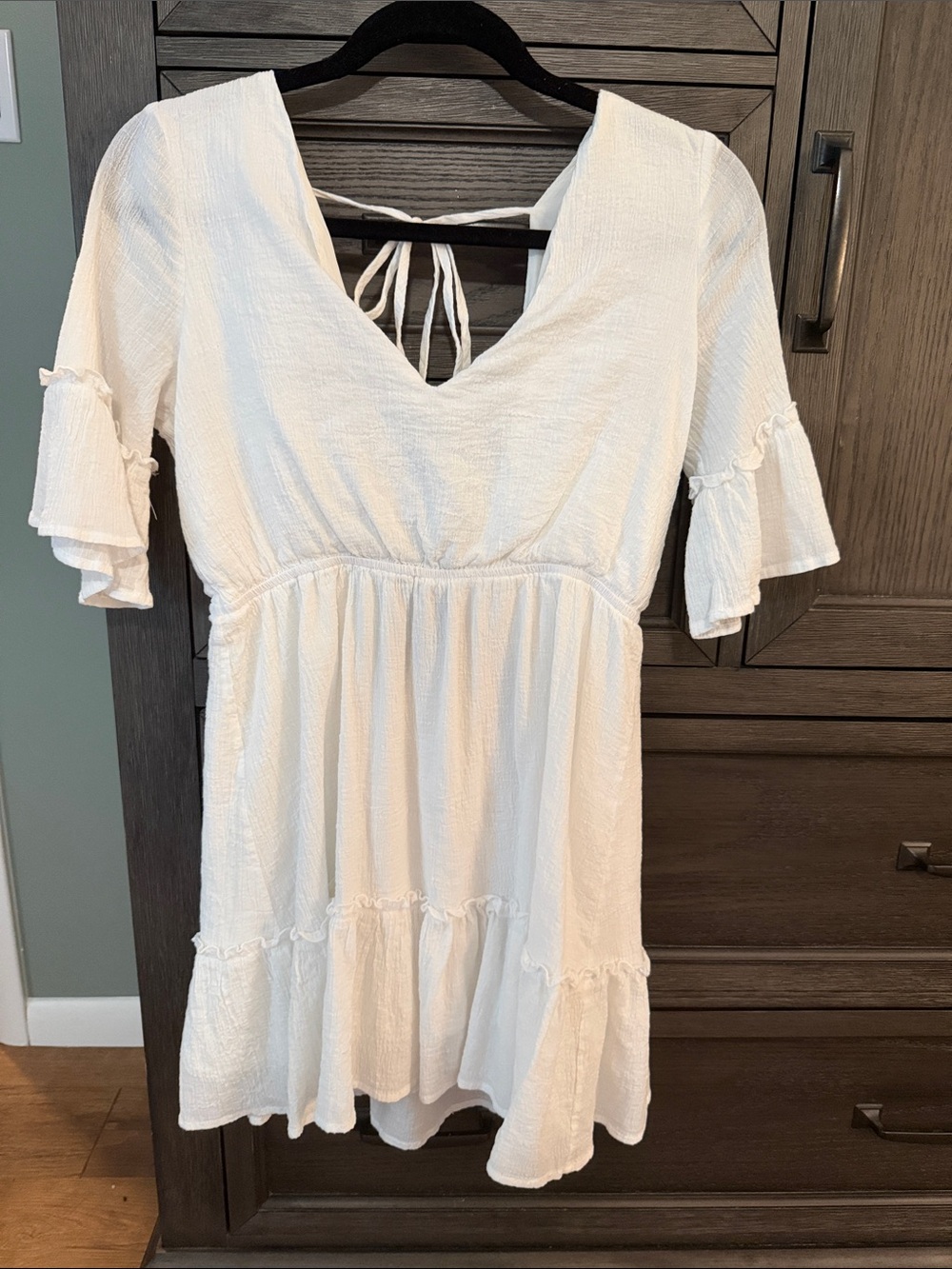 Lulu's White V-Neck Tie-Back Dress